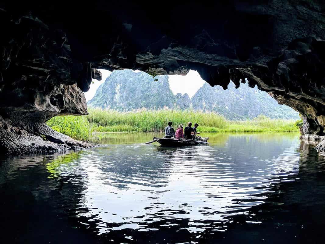 Hoa Lu and Trang An Day Tour