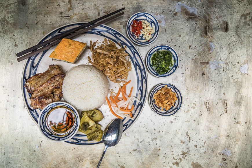 Vietnam Culinary Tours background scene