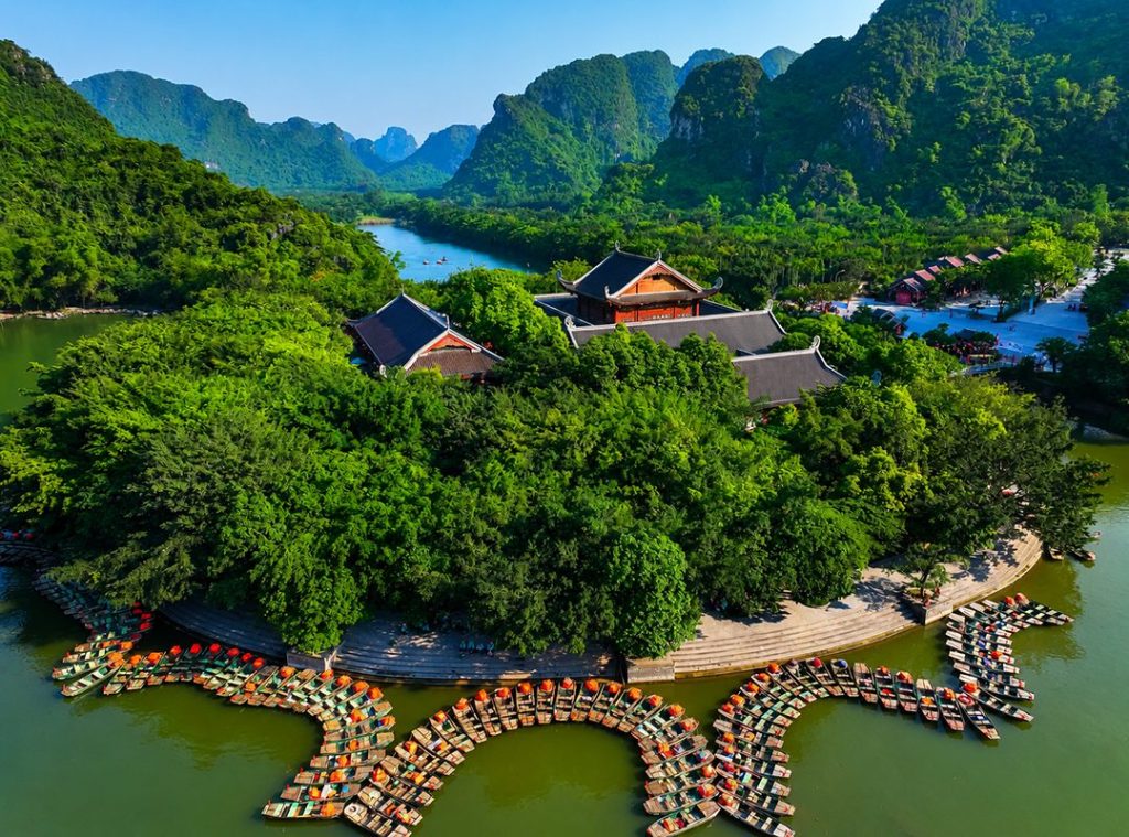 Excursion to Tam Coc & Mua Cave